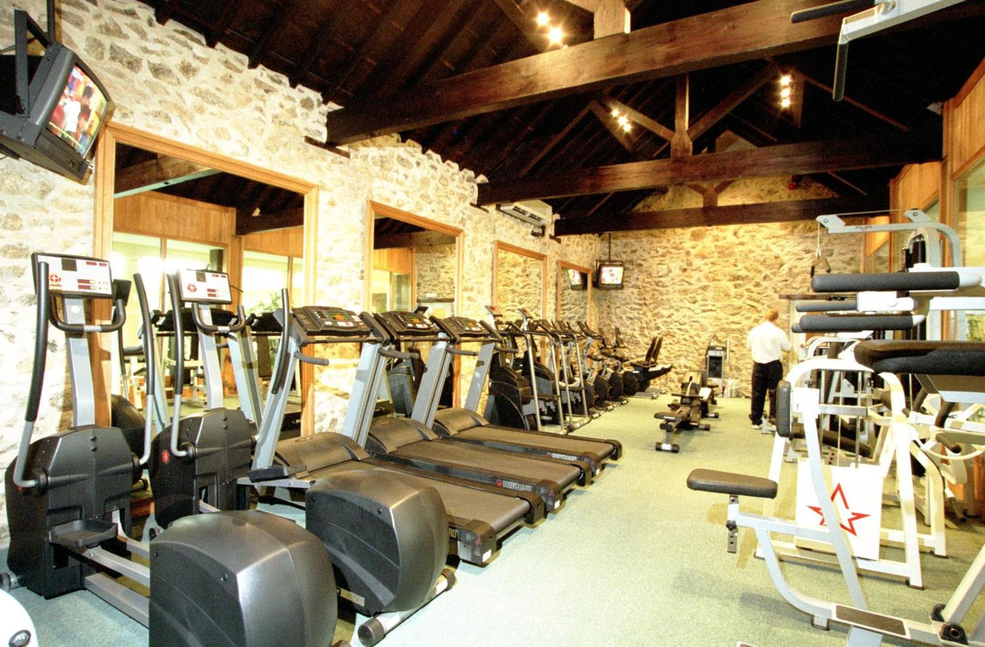 Tre-Ysgawen Hall & Spa Ллангефни Экстерьер фото